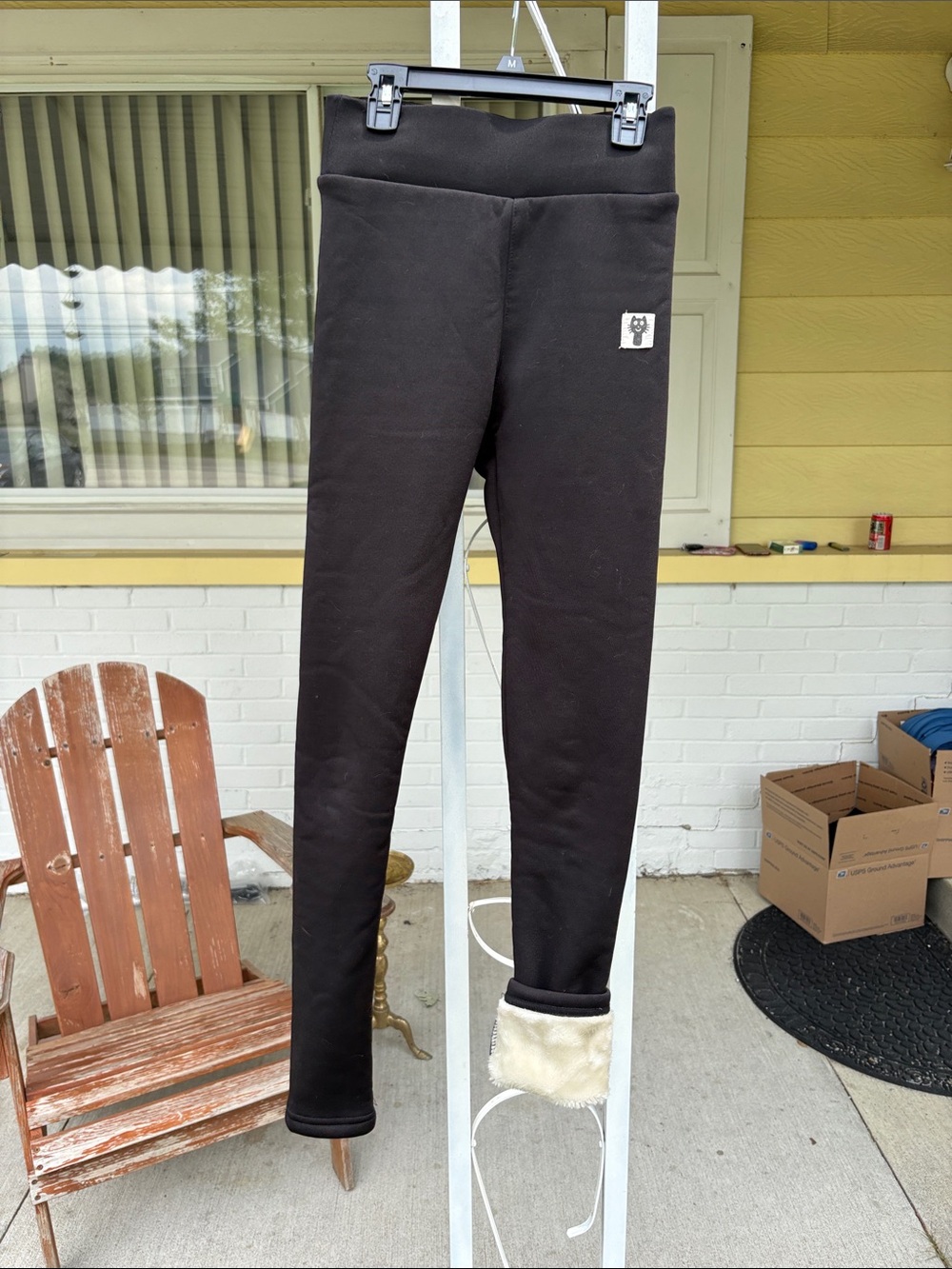 Kids Black Fleece-Lined Leggings with Cozy Cuff
